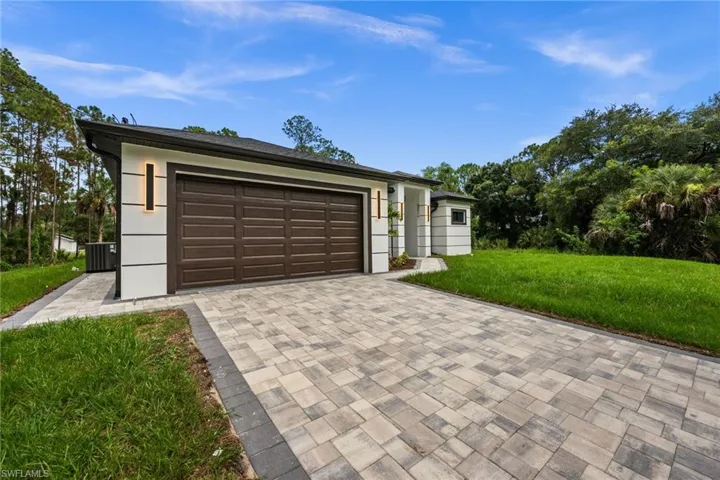 616 Prospect Ave, Lehigh Acres, Florida 33972