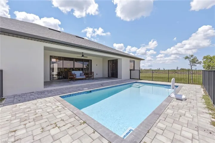 2830 Nw 46th Pl, Cape Coral, Florida 33993