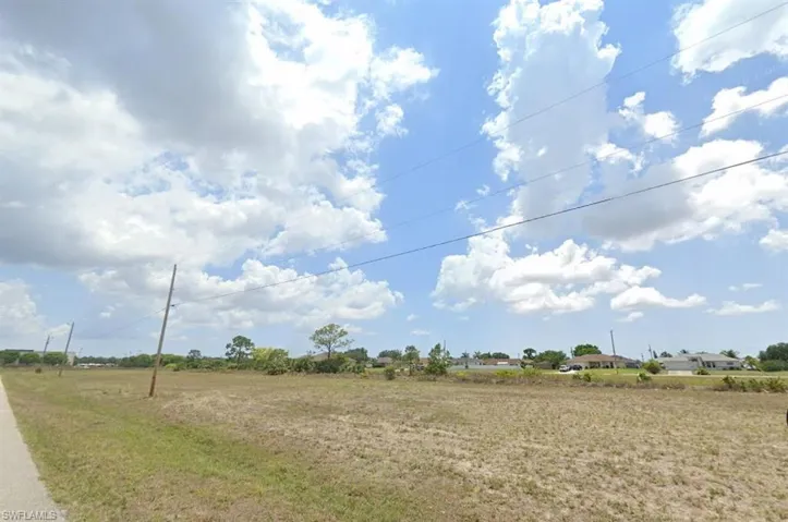1224 Ne 19th Pl, Cape Coral, Florida 33909