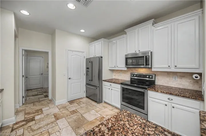 Spacious Open Kitchen