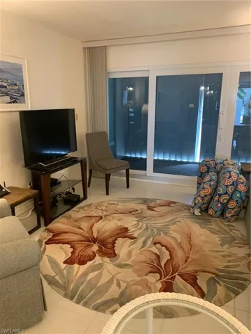 3443  Gulf Shore N BLVD, Naples, FL 34103