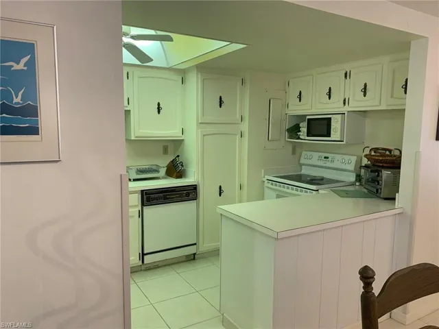 3443  Gulf Shore N BLVD, Naples, FL 34103