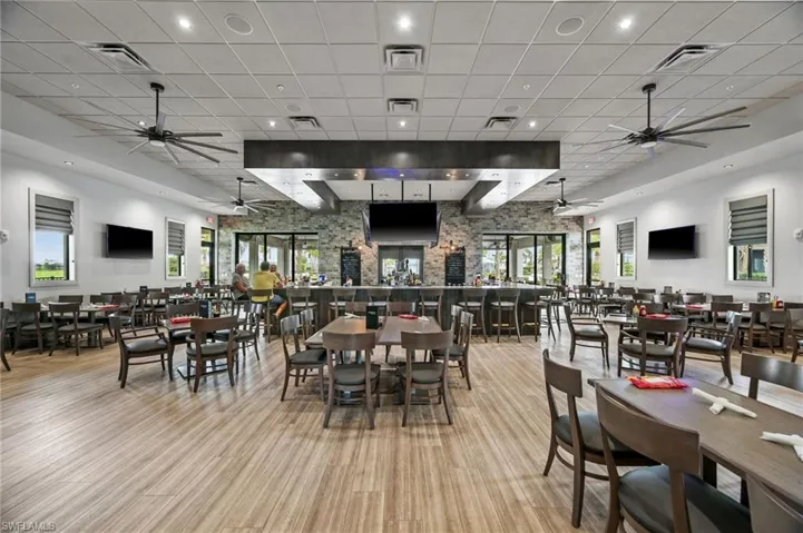 Barefoot Bar and Grill