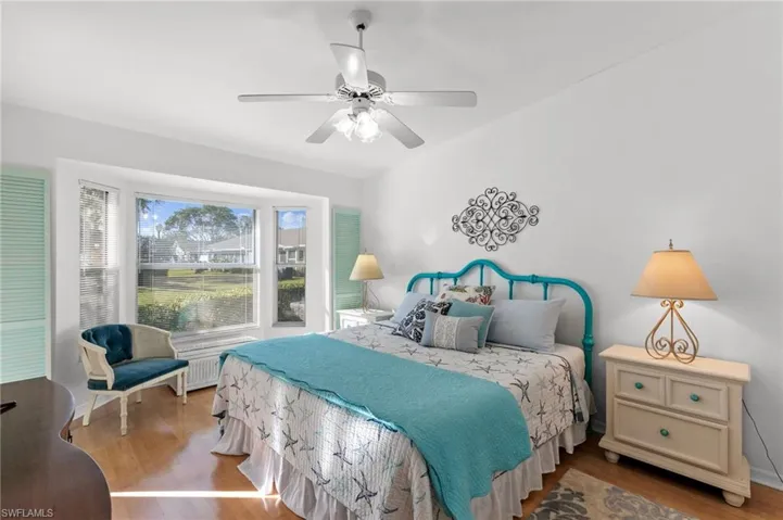 10170  Regent  CIR, Naples, FL 34109
