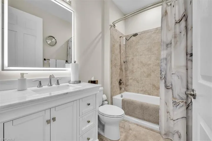 3286 Birchin Ln, Fort Myers, Florida 33916