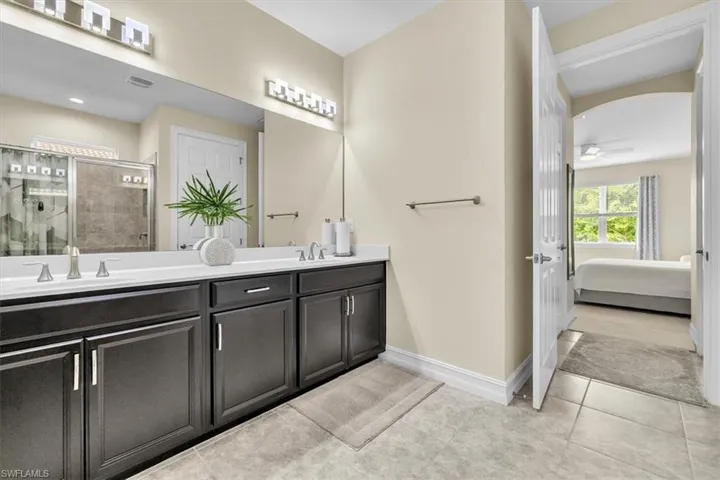 3286 Birchin Ln, Fort Myers, Florida 33916