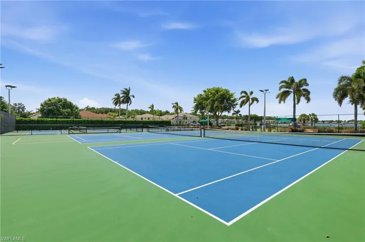 1768 Royal Cir 1402, Naples, Florida 34112