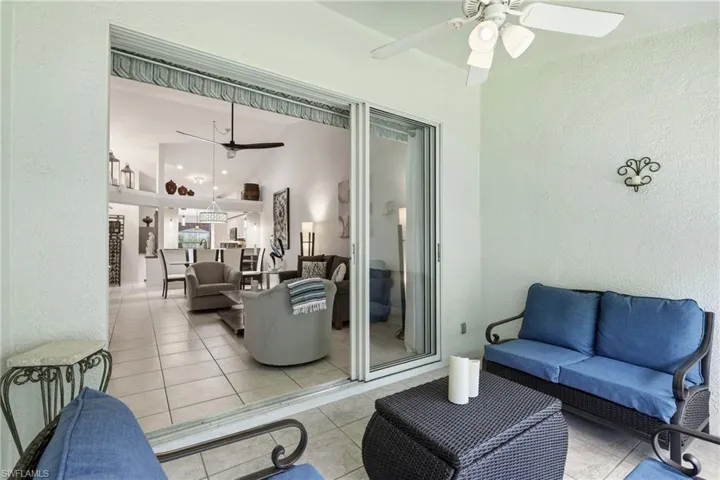 1768 Royal Cir 1402, Naples, Florida 34112