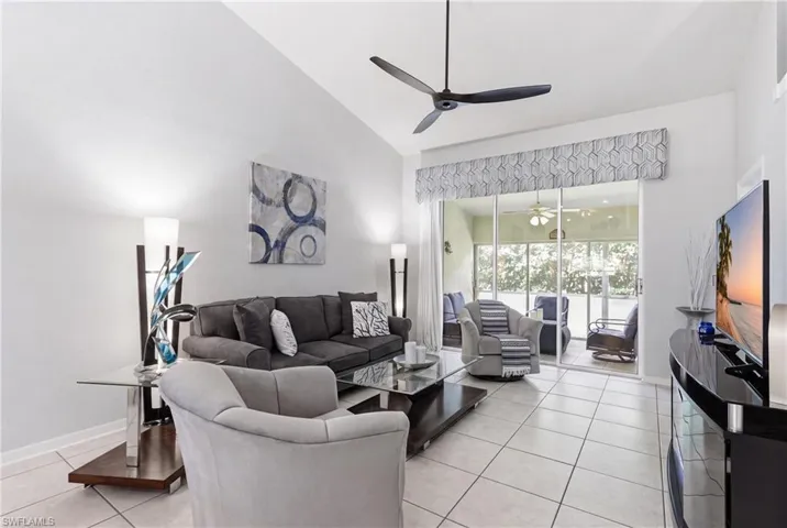 1768 Royal Cir 1402, Naples, Florida 34112