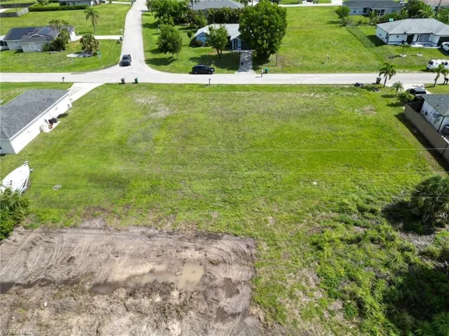 2022 Ne 24th Ter, Cape Coral, Florida 33909