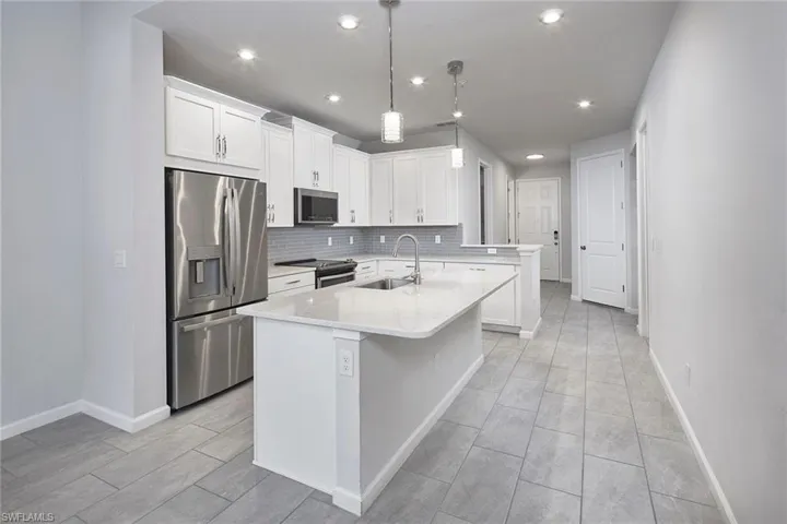 4659 Arboretum Cir 103, Naples, Florida 34112