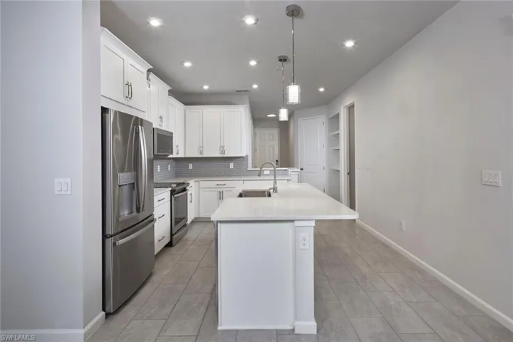 4659 Arboretum Cir 103, Naples, Florida 34112