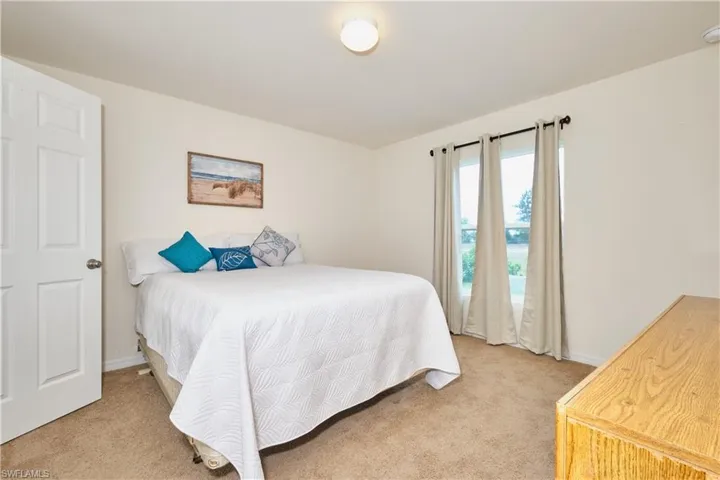 4024 Ne 10th Ave, Cape Coral Fl 33909