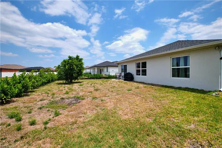 4024 Ne 10th Ave, Cape Coral Fl 33909