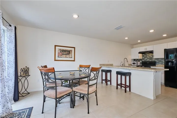 4024 Ne 10th Ave, Cape Coral Fl 33909