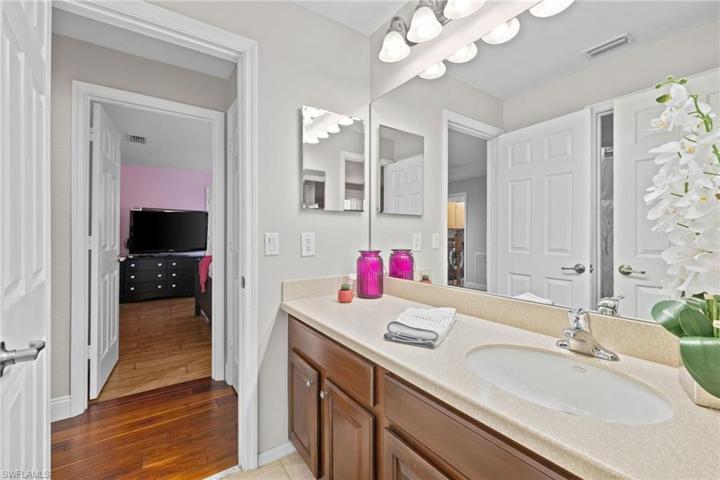 Jack n Jill Bath