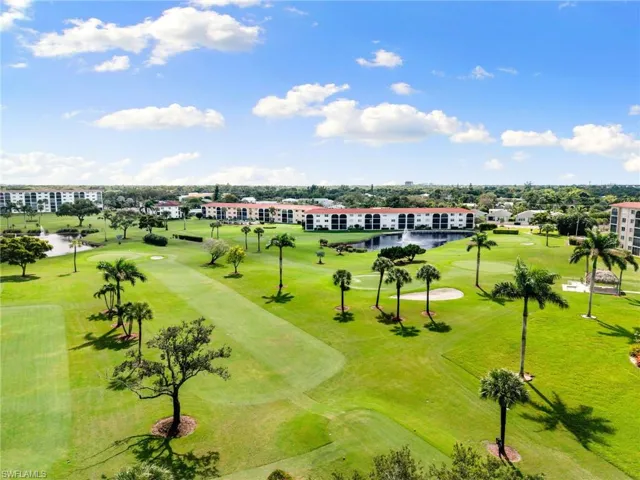 5  High Point W CIR, Naples, FL 34103