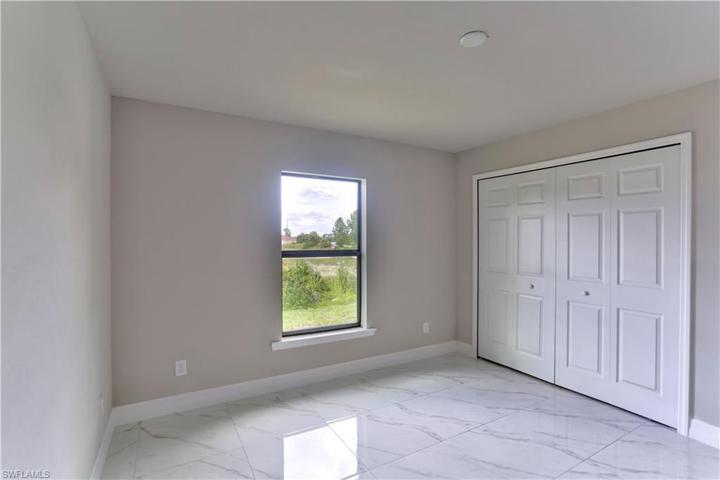 515-517  Meadow  RD, LEHIGH ACRES, FL 33973