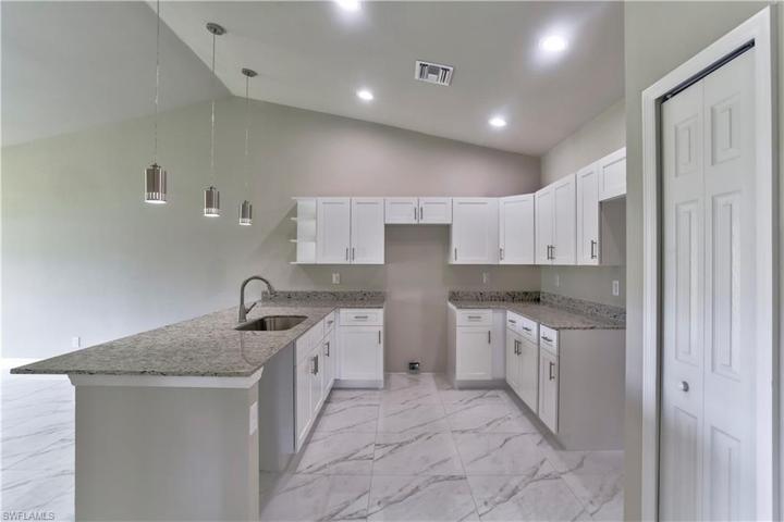 515-517  Meadow  RD, LEHIGH ACRES, FL 33973