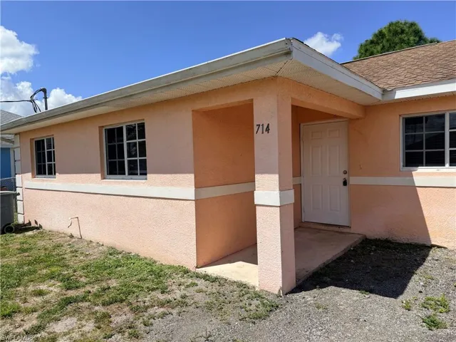 714  Jack S AVE, Lehigh Acres, FL 33973