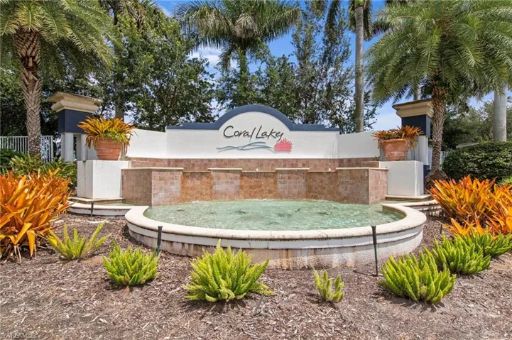2537 Deerfield Lake Ct, Cape Coral, Florida 33909