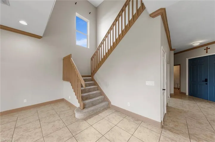 2537 Deerfield Lake Ct, Cape Coral, Florida 33909
