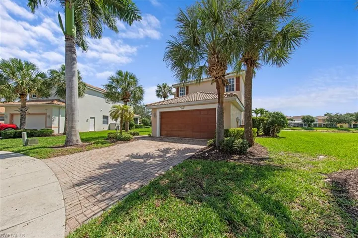 2537 Deerfield Lake Ct, Cape Coral, Florida 33909