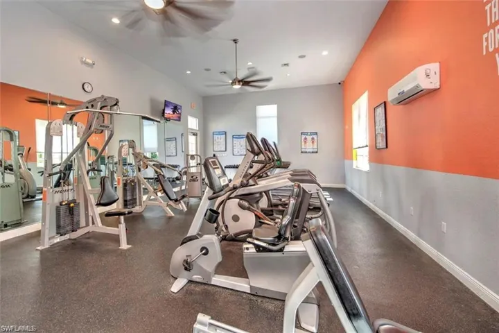 2537 Deerfield Lake Ct, Cape Coral, Florida 33909