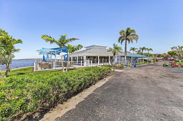 Wheelhouse Grille & Ship Store