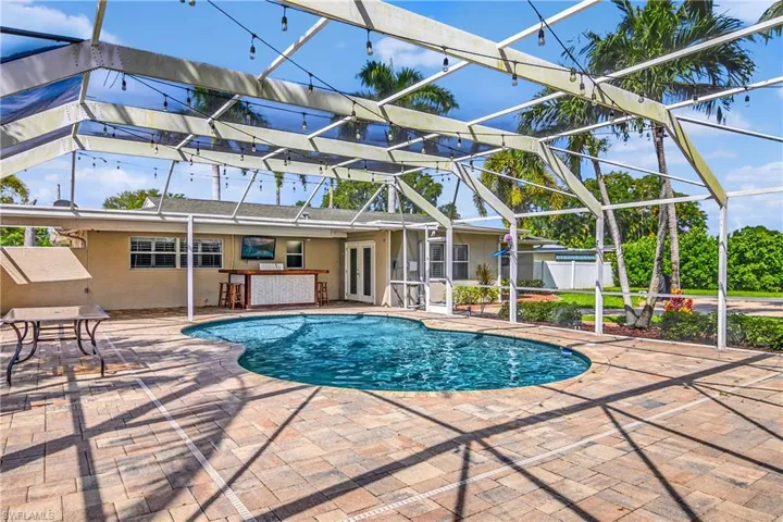 1687 N Flossmoor Rd, Fort Myers, Florida 33919