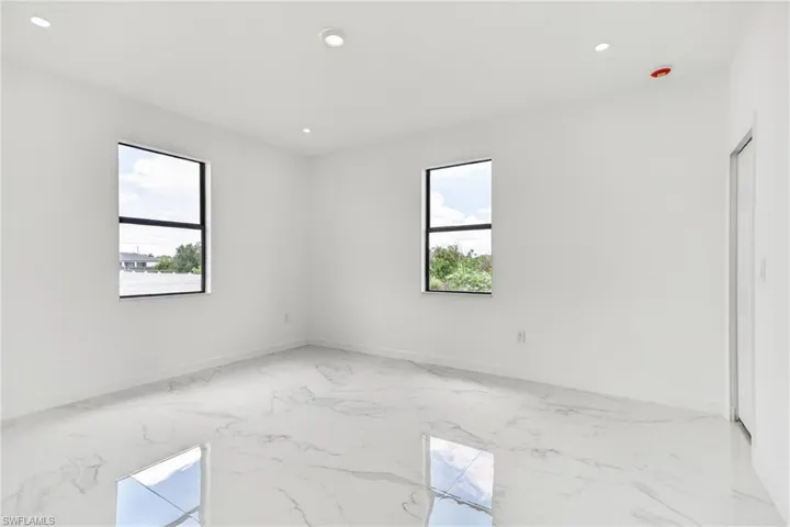 4109 17th St Sw, Lehigh Acres, Florida 33976