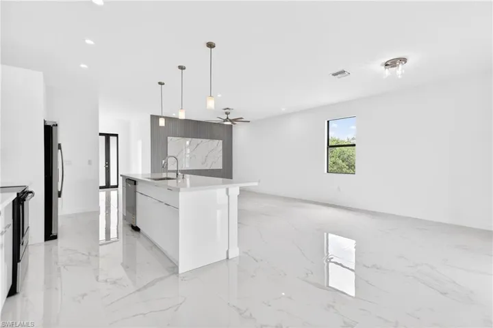 4109 17th St Sw, Lehigh Acres, Florida 33976