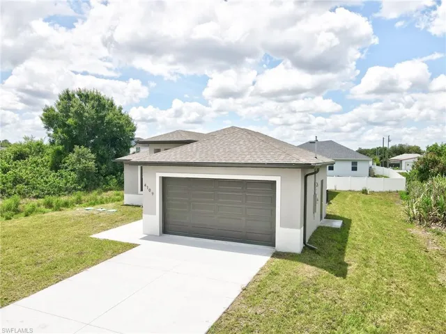 4109 17th St Sw, Lehigh Acres, Florida 33976