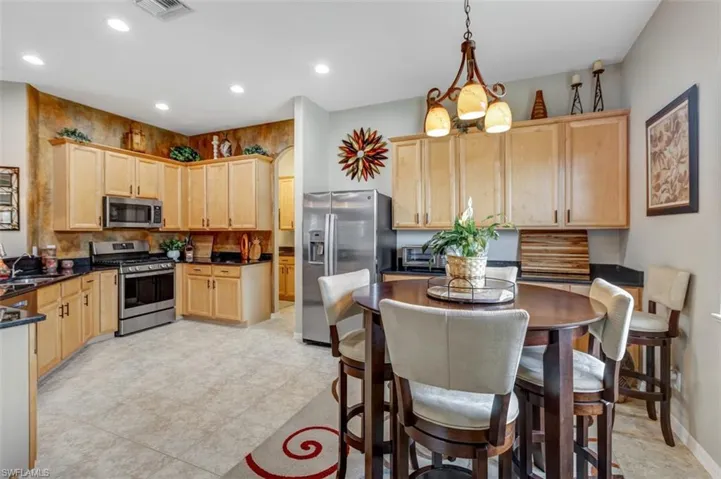 12911  Timber Ridge  DR, Fort Myers, FL 33913