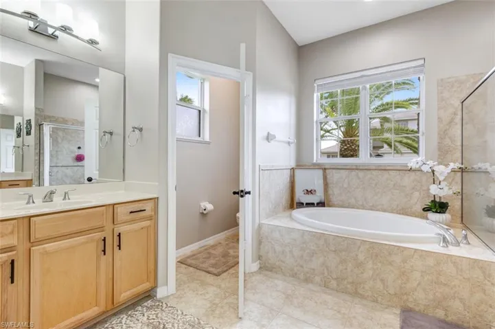 12911  Timber Ridge  DR, Fort Myers, FL 33913