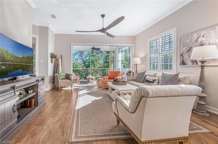 780  Bentwater  CIR, Naples, FL 34108
