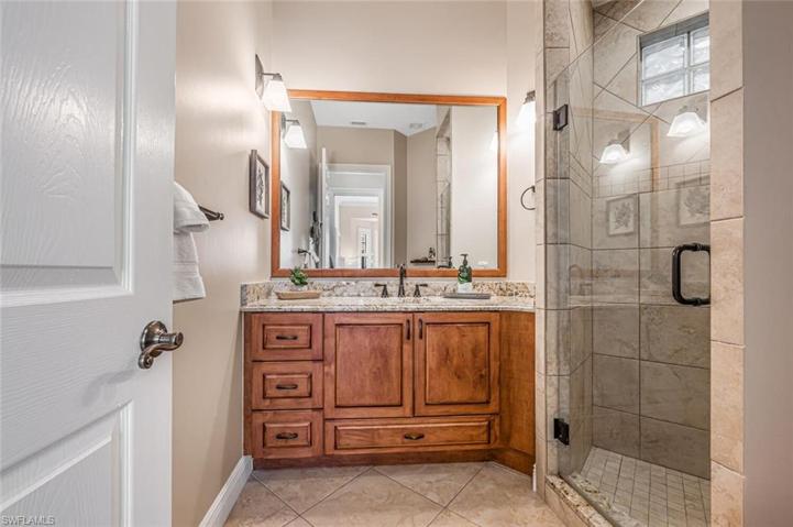 780  Bentwater  CIR, Naples, FL 34108