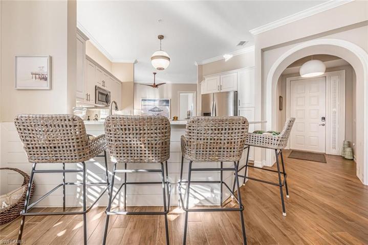 780  Bentwater  CIR, Naples, FL 34108