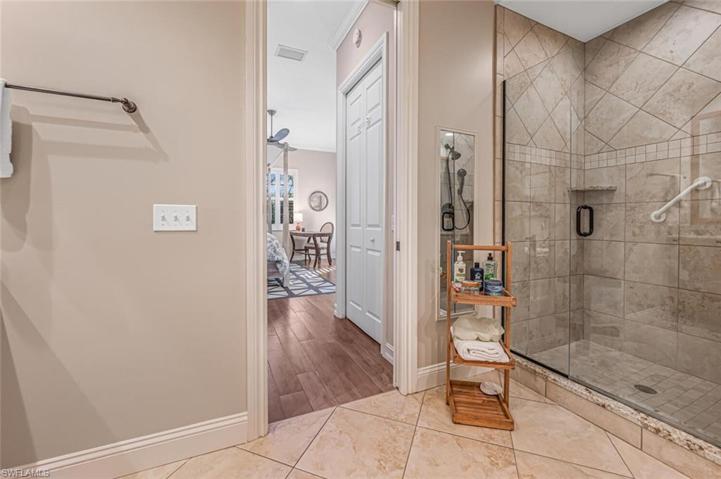 780  Bentwater  CIR, Naples, FL 34108