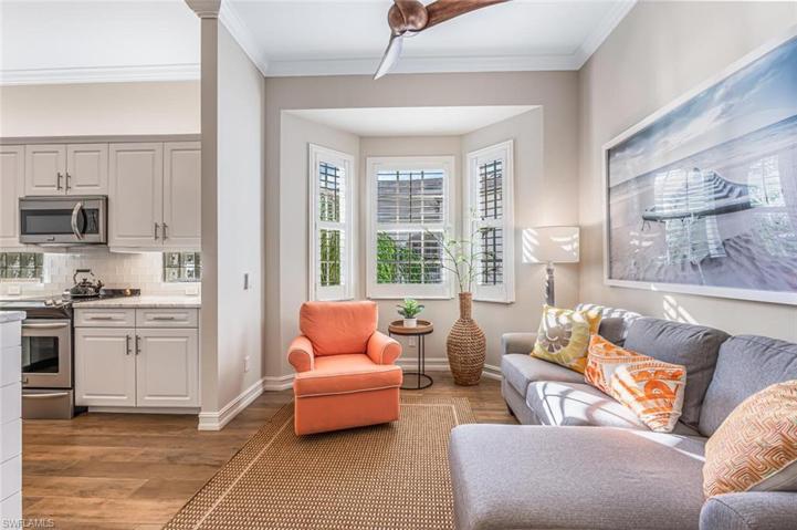 780  Bentwater  CIR, Naples, FL 34108