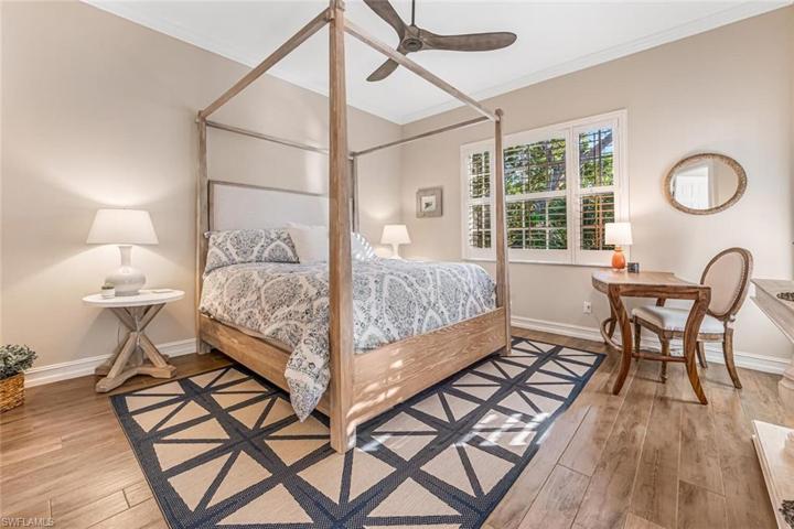 780  Bentwater  CIR, Naples, FL 34108