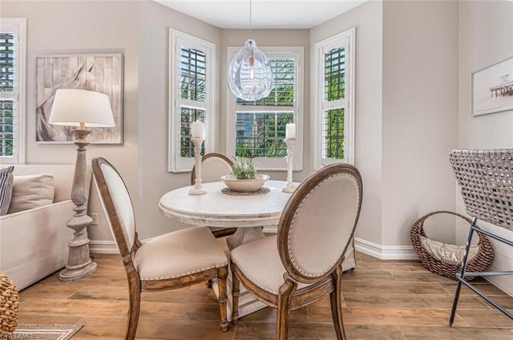 780  Bentwater  CIR, Naples, FL 34108