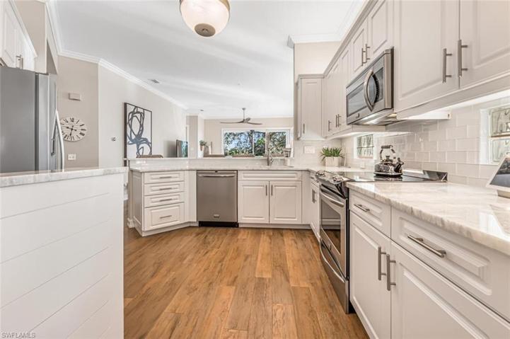780  Bentwater  CIR, Naples, FL 34108