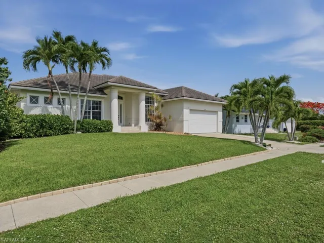 100  Lamplighter  DR, Marco Island, FL 34145