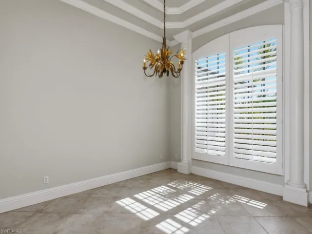 100  Lamplighter  DR, Marco Island, FL 34145