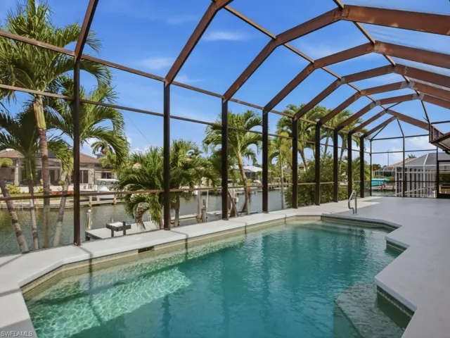 100  Lamplighter  DR, Marco Island, FL 34145