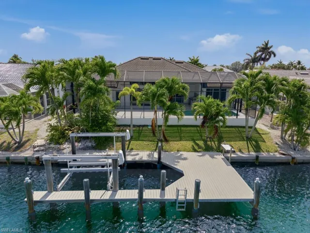 100  Lamplighter  DR, Marco Island, FL 34145