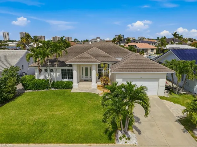 100  Lamplighter  DR, Marco Island, FL 34145