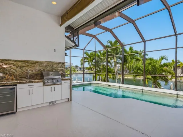 100  Lamplighter  DR, Marco Island, FL 34145