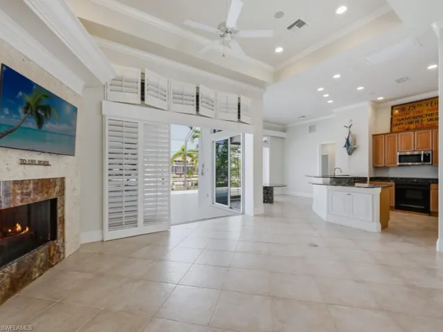 100  Lamplighter  DR, Marco Island, FL 34145